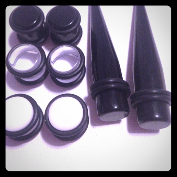 Plugs and Tapers 00g