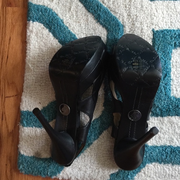 Mea Shadow Chantal Platform Sandal - Picture 4 of 4