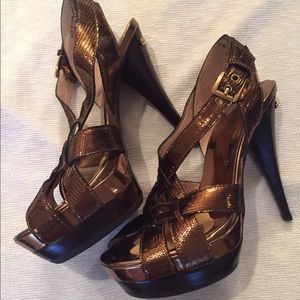 Michael Kors size 6 copper platform sandals