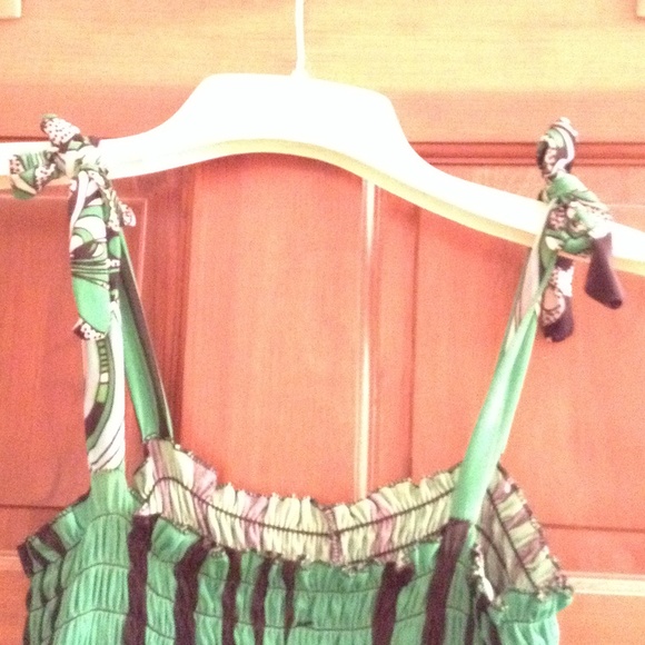 Dress - Picture 2 of 3
