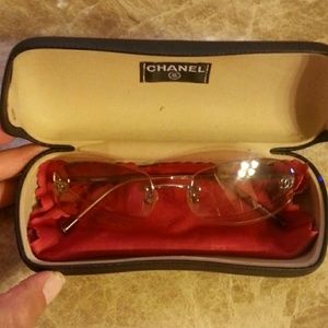 Chic chanel sunglasses