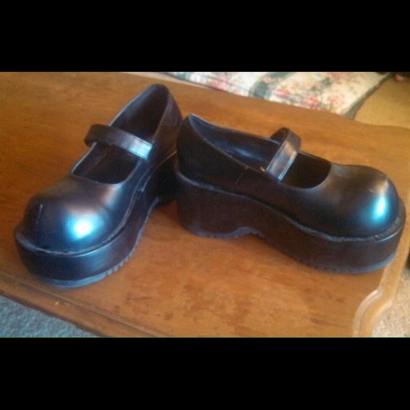 Demonia maryjane platforms