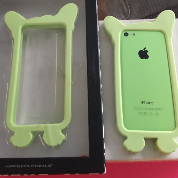 New in box Marc by Marc Jacobs IPhone 5&5S case - Picture 3 of 4