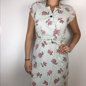 Beautiful 1950s dress- vintage SOLD IN BUNDLE