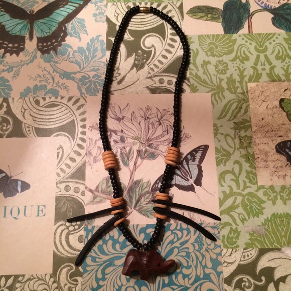 Hand made Wooden Elephant Necklace - Picture 2 of 4