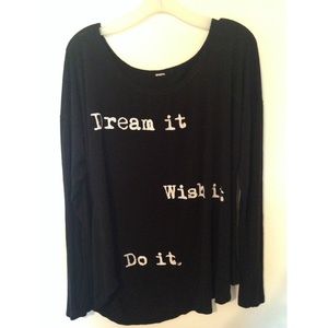 Loose black graphic long sleeve