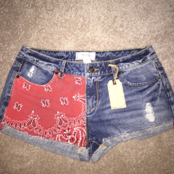 Forever 21 bandana shorts