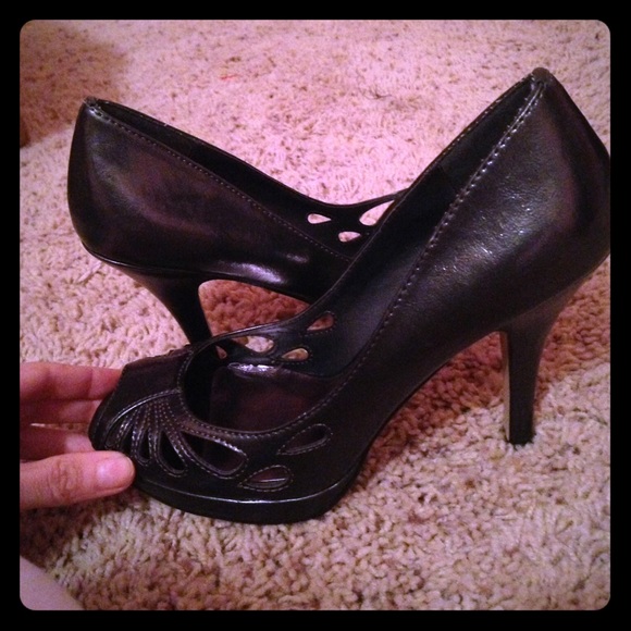 Peep toe.  Dark silver/ gun metal heels