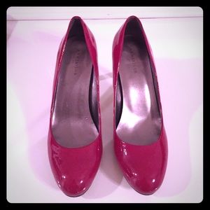 Ann Taylor red patent pumps