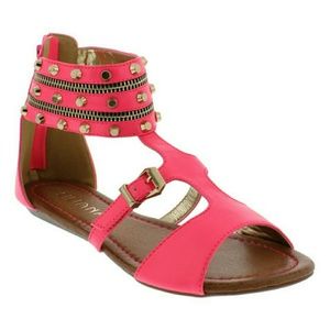 NWOT Sandals