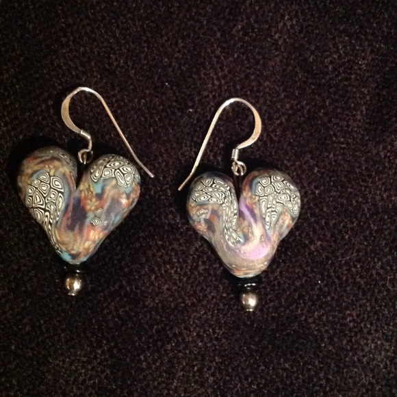 Heart shaped earrings / sterling silver