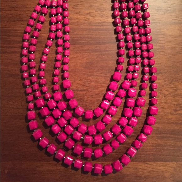 Boutique Statement Necklace - Fuchsia