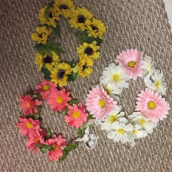 handmade flower crowns - Picture 2 of 2