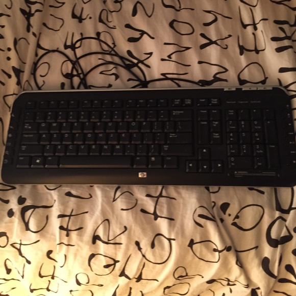 HP wire keyboard for PC - Picture 1 of 2