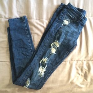 Bullhead "distressed" jeans