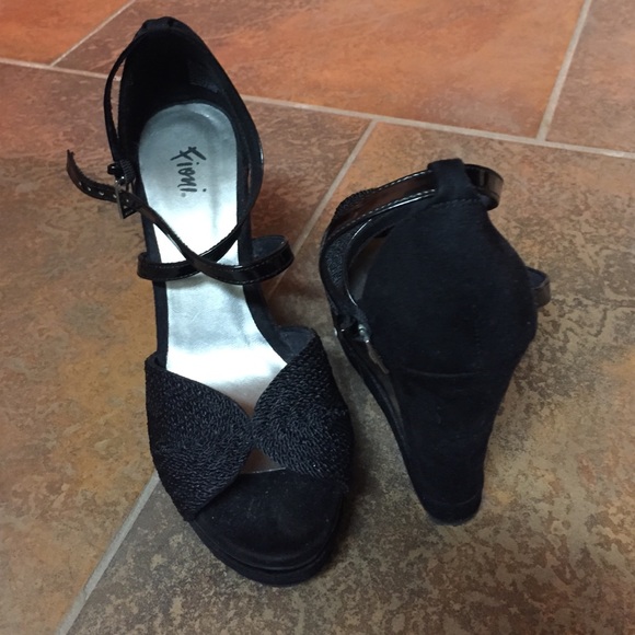 🎀sHoEs🎀 - Picture 4 of 4