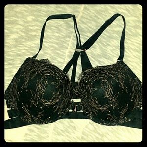 Ultra-Cagey Bombshell Push-Up Bra