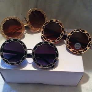 Get shaded with a pair of Flossy sunglasses