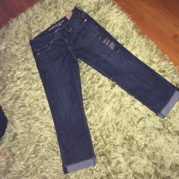 American Eagle Crop Jeans