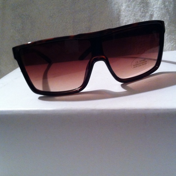 Space Jam sunglasses