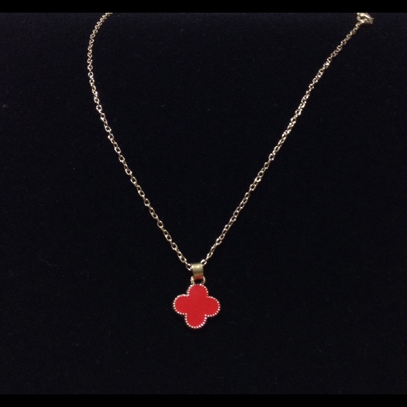Red Clover Necklace