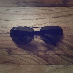 Ray-Ban Polarized Aviator Sunglasses