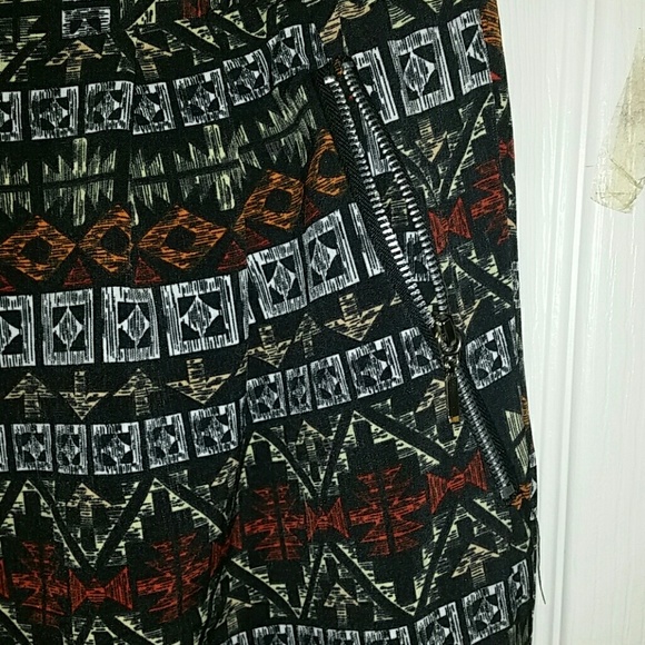 Aztec Print Pants - Picture 2 of 3