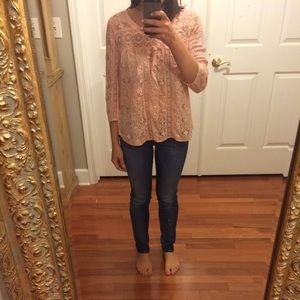 Light pink quarter sleeve top