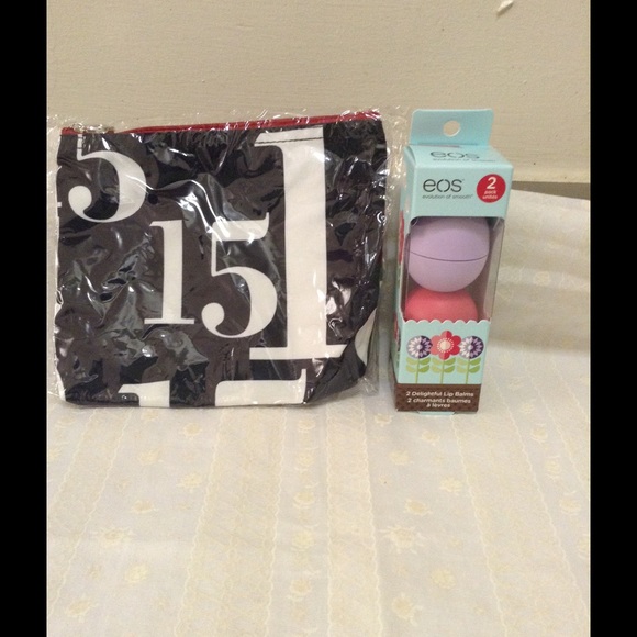 Two new EOS + free make up bag
