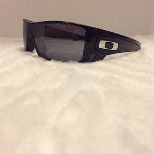 FATHERS DAY GIFT!!! MENS Oakley Sunglasses