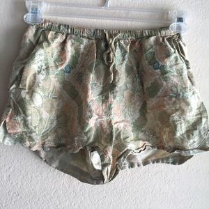 H&M flower shorts