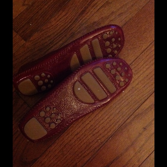 Berry red flats - Picture 3 of 4