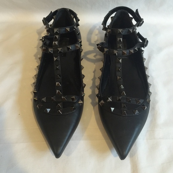 valentino noir rockstud pumps