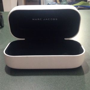 Marc Jacobs white sunglasses case White authentic