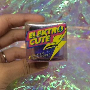 Sugarpill Cosmetics Elektrocute in Hellatronic
