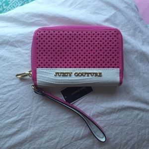 pink juicy couture wristlet