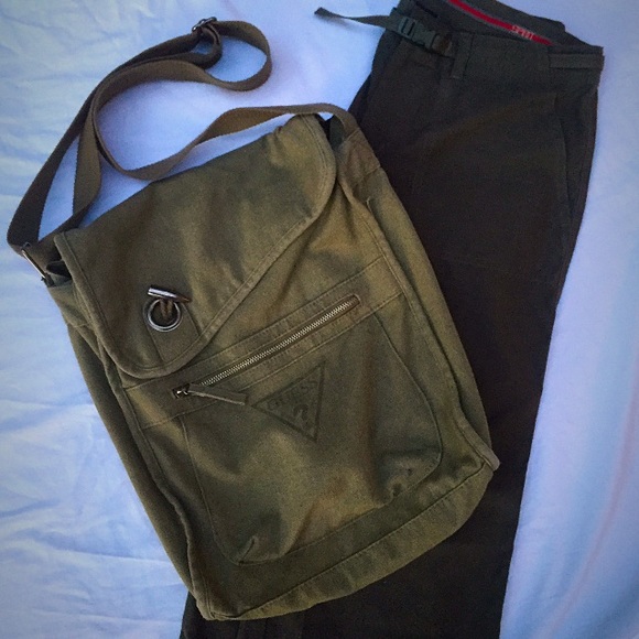 Guess Handbags - Vintage Guess Utility Cross body