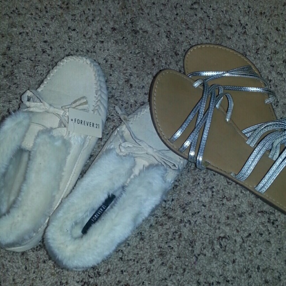 Silver flats and slippers bundle