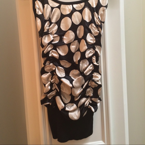 Bebe sleeveless top - Picture 2 of 3