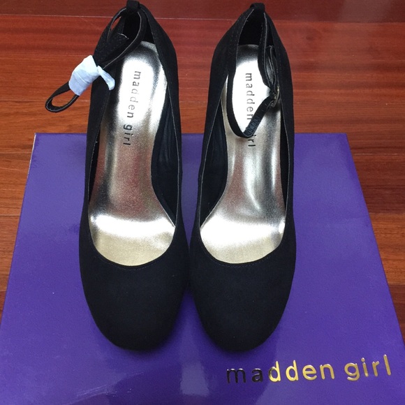 Madden girl black wedge pump