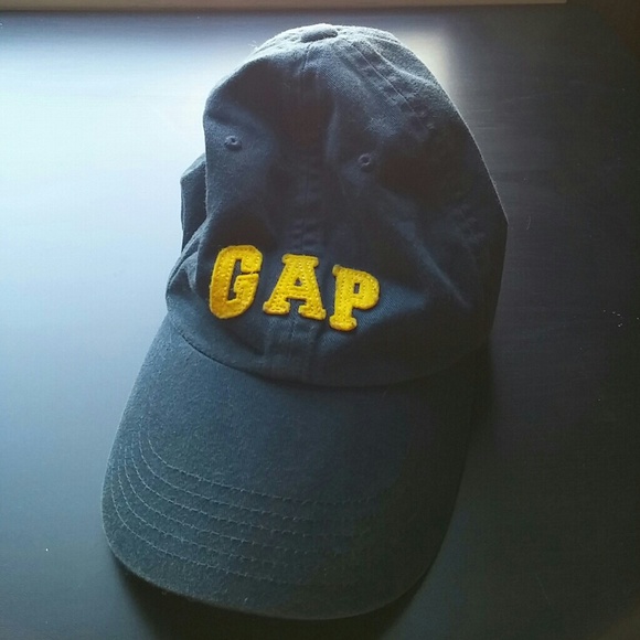 Gap Hat