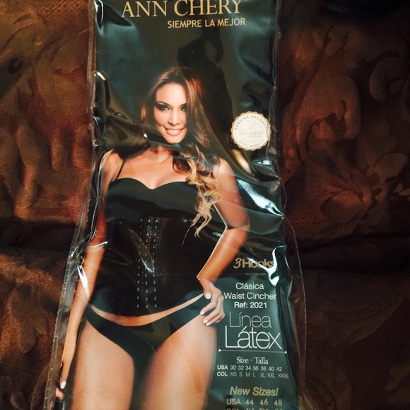 Ann Cherry Waist Cincher