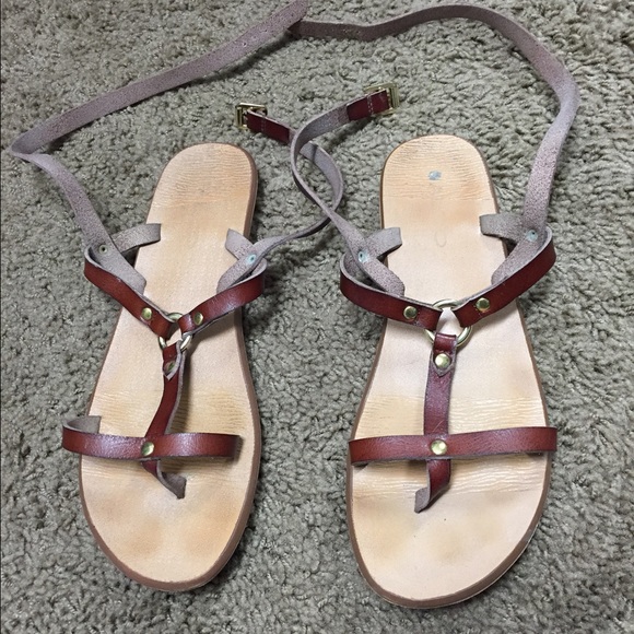 Aldo size 8 brown sandals