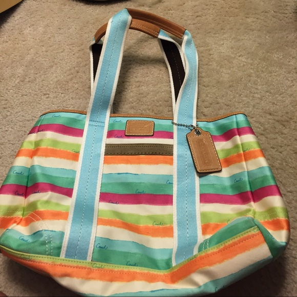 STILL AVAILABLE *like new* Coach bag