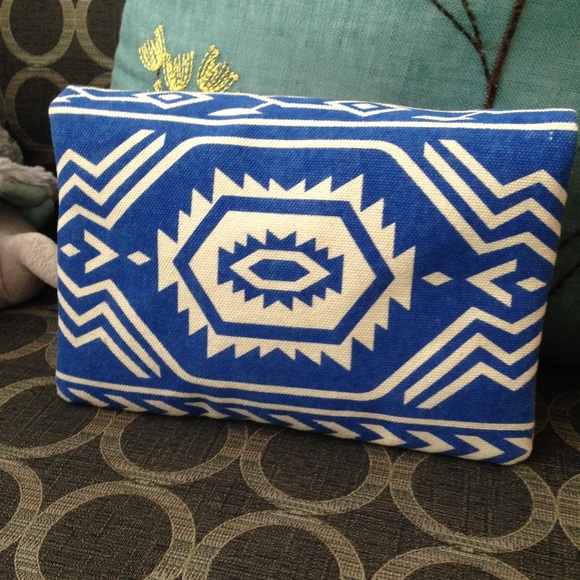 Gorgeous beaded clutch - Picture 2 of 4