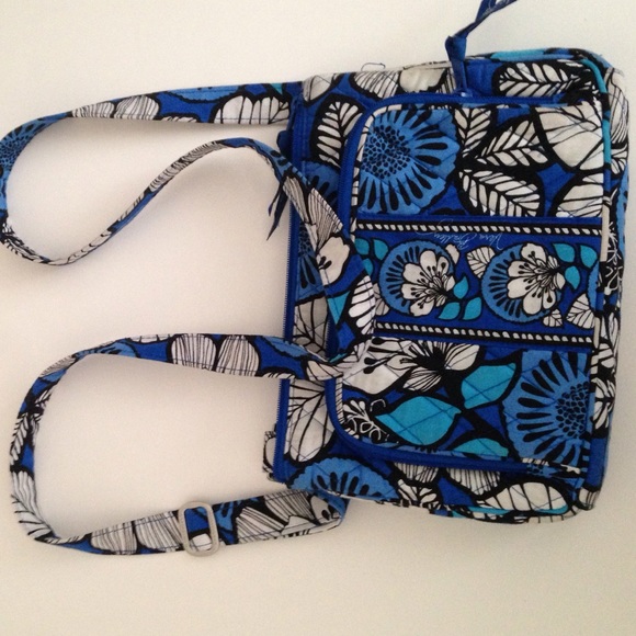 Vera Bradley cross body