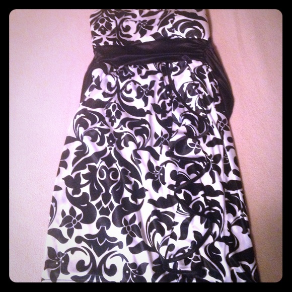 Small Ruby Rox silky dress