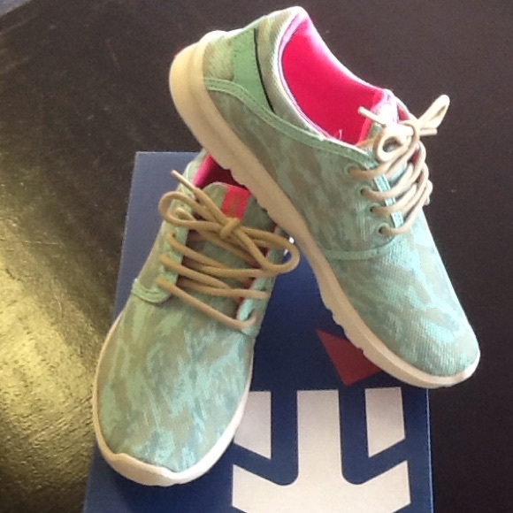 Etnies Shoes - New Etnies scout