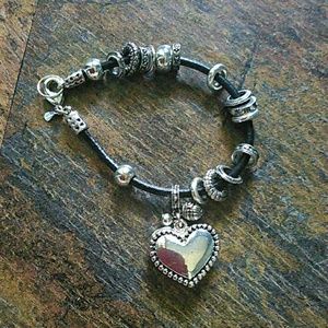 Charm braclet