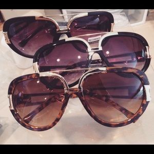 Aviator sun glasses
